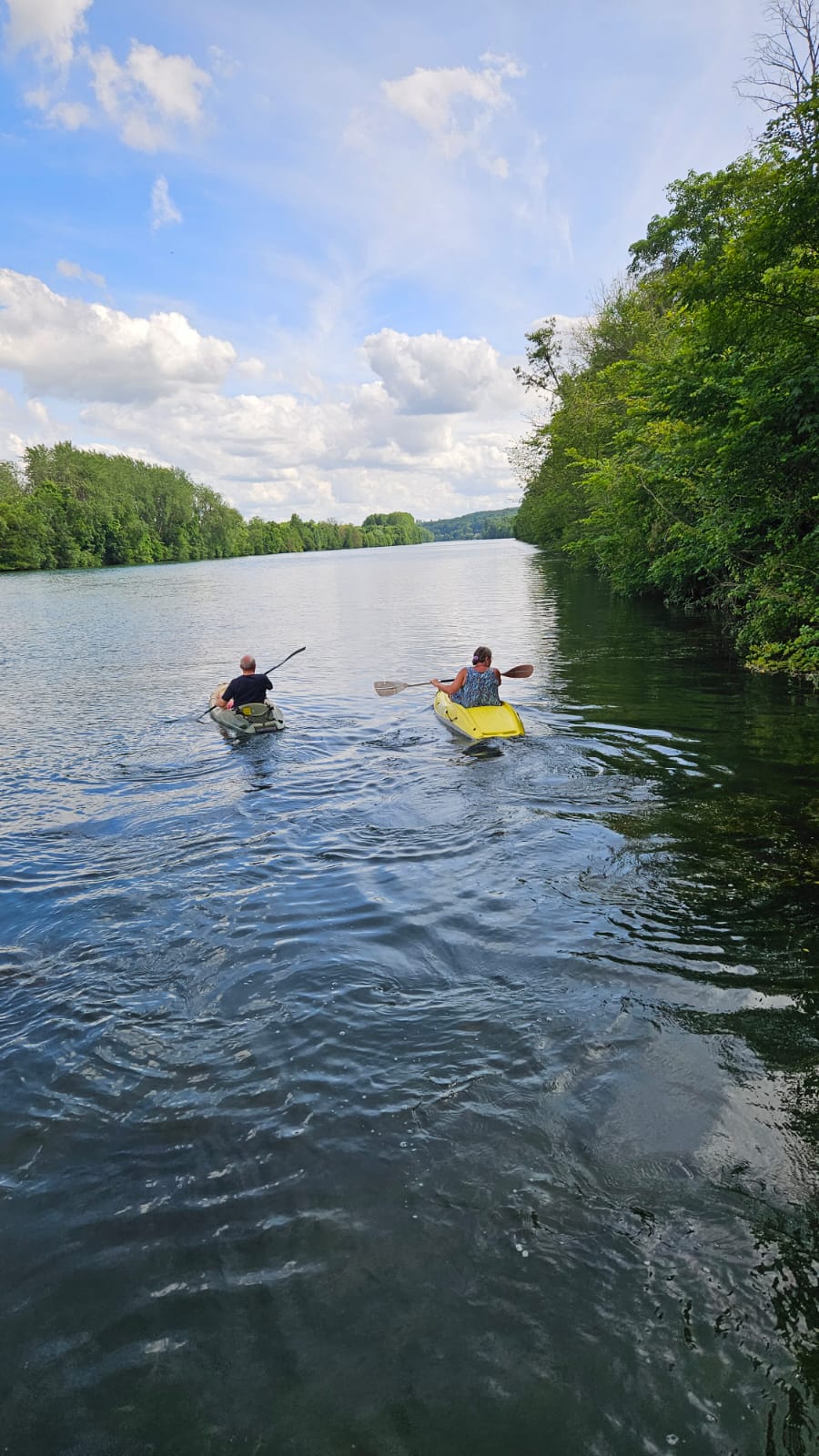Photo de 2 canoës